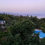 Kuca Draga - Nono *